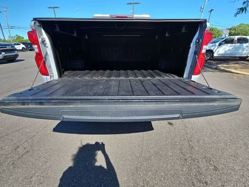 Used 2021 Chevrolet Silverado 1500 Custom AWD/4WD image 28