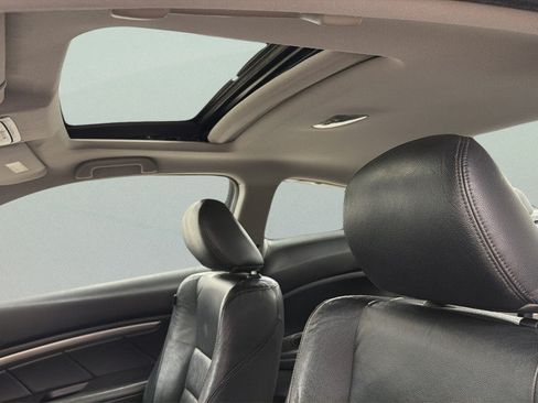 Used 2010 Honda Accord EX-L image 19