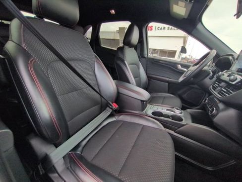 Used 2025 Ford Escape ST-Line AWD/4WD image 30