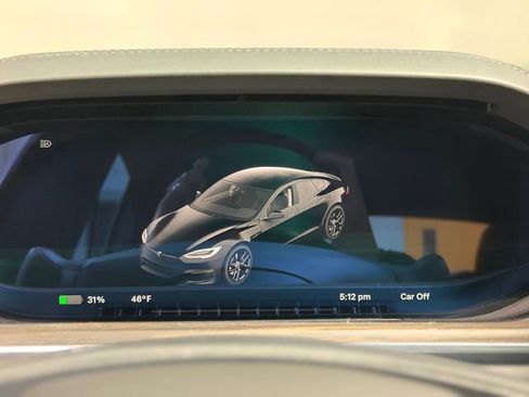 Used 2021 Tesla Model S Plaid image 25