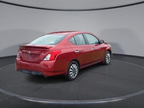 Used 2018 Nissan Versa SV FWD image 8