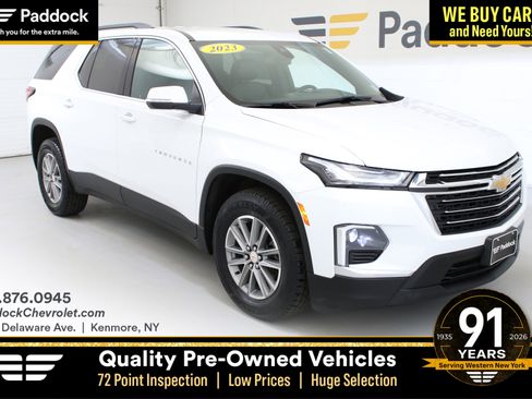 Used 2023 Chevrolet Traverse LT w/ LPO, Floor Liner Package AWD/4WD image 1