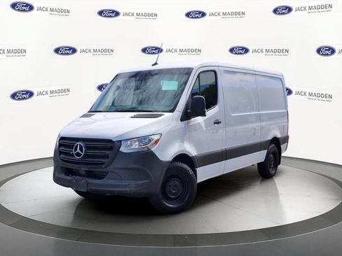 Used 2021 Mercedes-Benz Sprinter 1500 image 1
