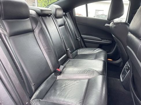 Used 2021 Dodge Charger SXT w/ Leather Interior Group RWD image 19