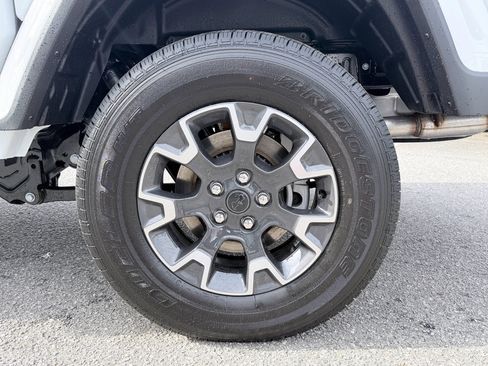 New 2026 Jeep Gladiator Sport image 37