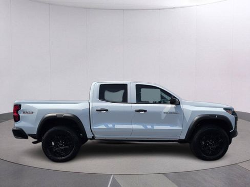 New 2026 Chevrolet Colorado Trail Boss AWD/4WD image 2
