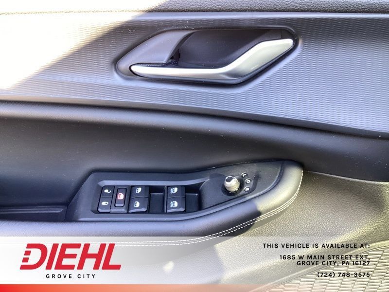 Used 2023 Jeep Grand Cherokee L Laredo w/ Luxury Tech Group I AWD/4WD image 23