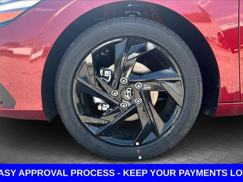 Used 2026 Hyundai Elantra SEL Sport Premium w/ Cargo Package FWD image 16