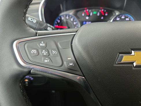 Used 2024 Chevrolet Equinox LT image 15