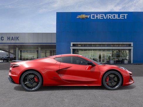 New 2026 Chevrolet Corvette E-Ray w/ ZER Performance Package AWD/4WD image 5