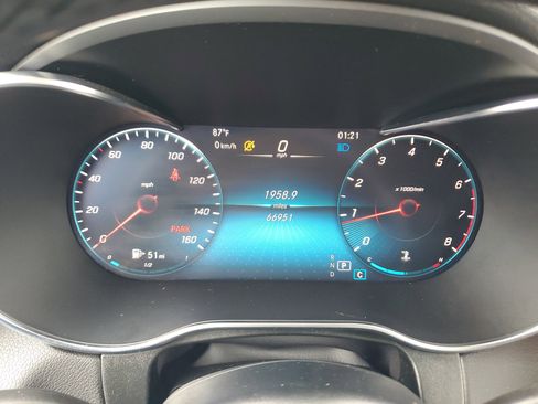 Used 2022 Mercedes-Benz GLC 300 image 32