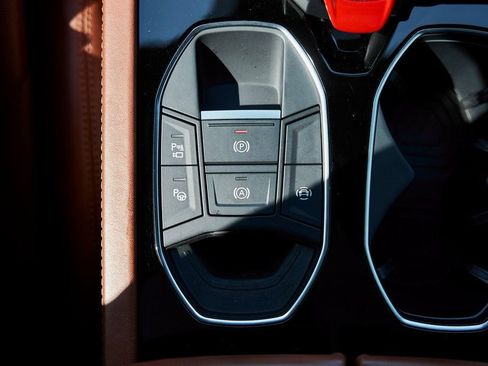 Used 2023 Lamborghini Urus S image 69