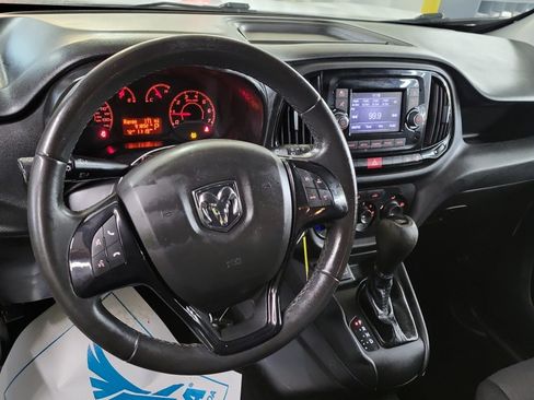 Used 2018 RAM ProMaster City Tradesman SLT FWD image 6