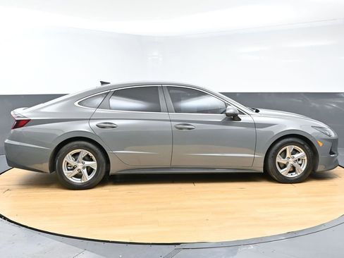 Used 2022 Hyundai Sonata SE w/ Cargo Package FWD image 8