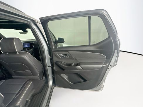Used 2023 Chevrolet Traverse Premier w/ Redline Edition AWD/4WD image 33