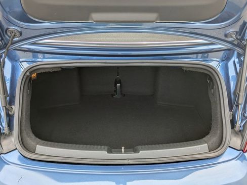 Used 2018 Volkswagen Beetle 2.0T S image 25