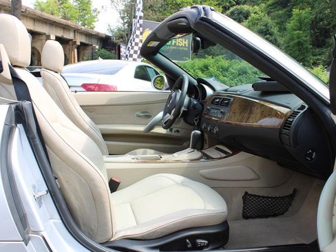 Used 2006 BMW Z4 3.0si RWD image 34