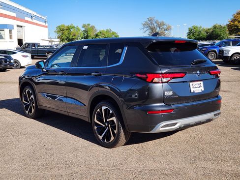 New 2025 Mitsubishi Outlander SE image 5