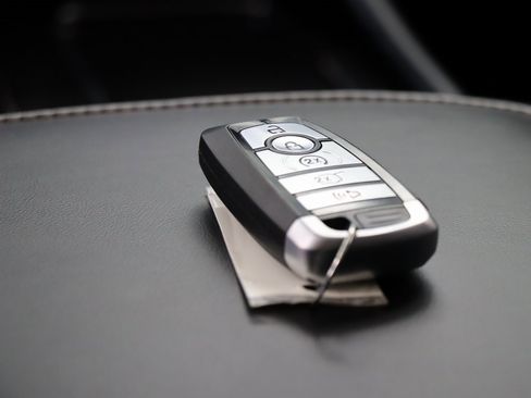 Used 2022 Lincoln Aviator Reserve image 17