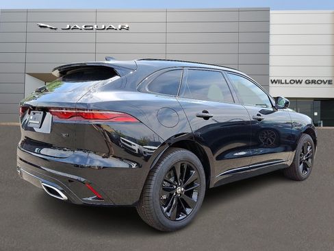 New 2026 Jaguar F-PACE R-Dynamic S AWD/4WD image 2