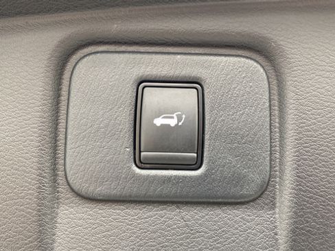 Used 2018 Nissan Murano Platinum AWD/4WD image 31