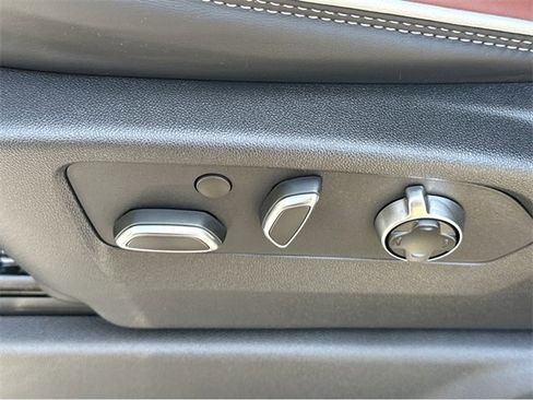 New 2025 GMC Sierra 3500 Denali Ultimate image 28