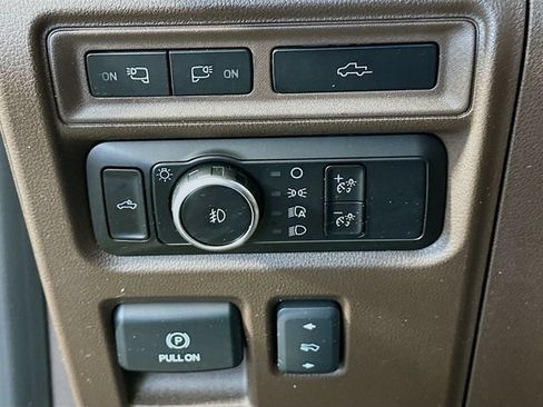 Used 2023 Ford F150 King Ranch w/ Equipment Group 601A High AWD/4WD image 11