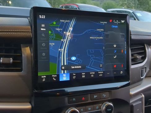 Used 2024 Ford Expedition Max XLT image 17