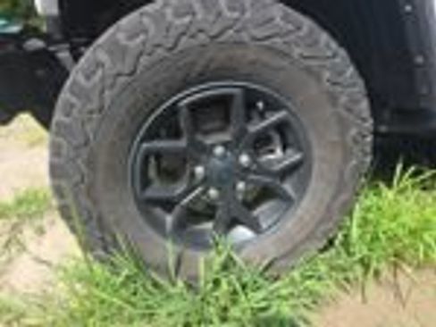 Used 2024 Jeep Wrangler Unlimited AWD/4WD image 12