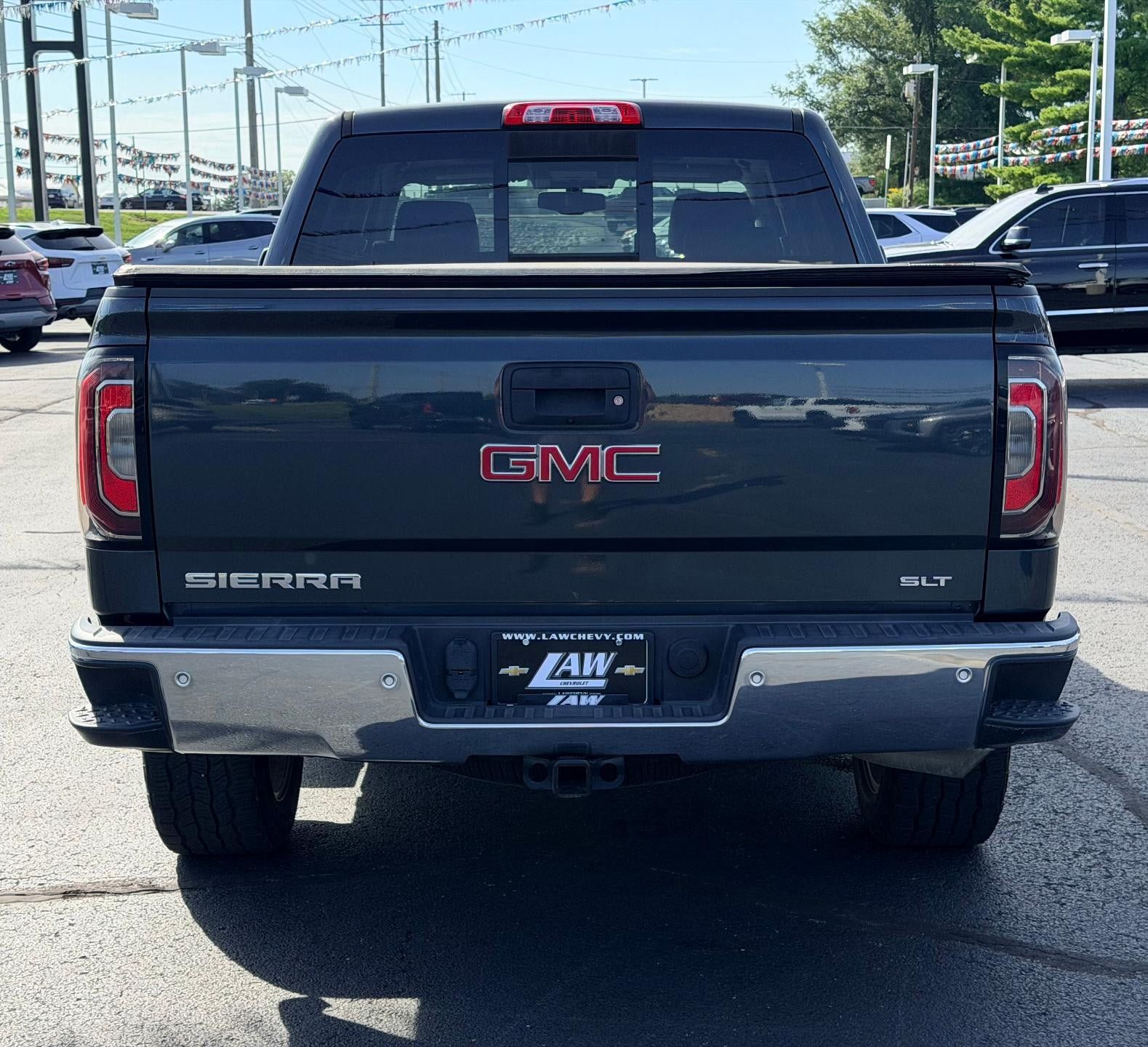 Used 2017 GMC Sierra 1500 SLT w/ SLT Premium Package AWD/4WD image 6