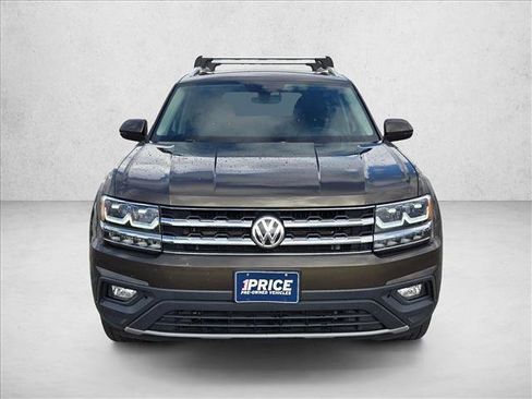 Used 2019 Volkswagen Atlas SE FWD image 2