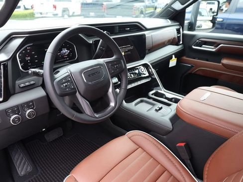 New 2026 GMC Sierra 3500 Denali Ultimate AWD/4WD image 12