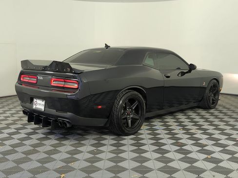 Used 2023 Dodge Challenger R/T Scat Pack image 5