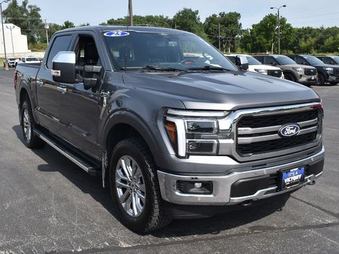 Used 2025 Ford F150 Lariat w/ Equipment Group 501A Mid AWD/4WD image 14
