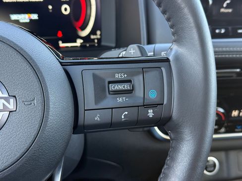 Certified 2023 Nissan Rogue Platinum w/ Platinum Premium Package image 13