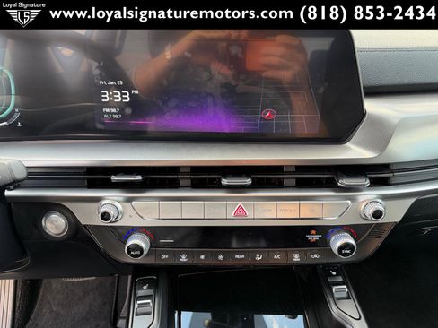 Used 2024 Kia Telluride S w/ S Sunroof Package FWD image 27