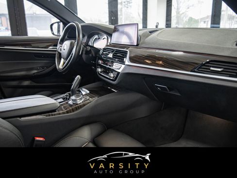 Used 2019 BMW 540i xDrive w/ Premium Package image 20