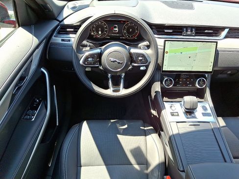 New 2026 Jaguar F-PACE R-Dynamic S image 4