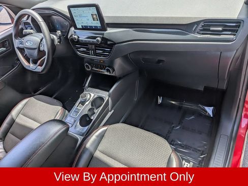 Used 2025 Ford Escape ST-Line AWD/4WD image 31