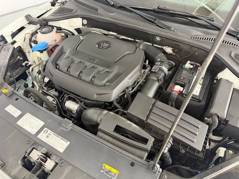 Used 2020 Volkswagen Passat 2.0T SE w/ Sunroof Package image 49