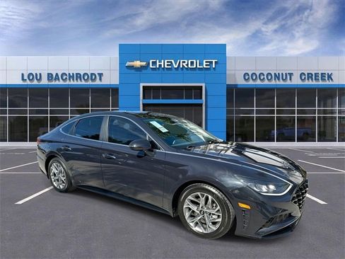 Used 2023 Hyundai Sonata SEL w/ Convenience Package image 2