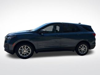 Used 2024 Chevrolet Equinox LS w/ LS Convenience Package FWD video 2