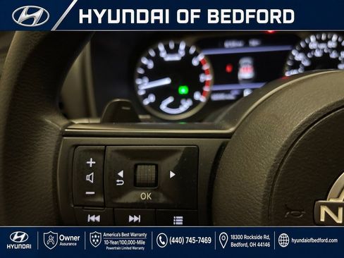 Used 2024 Nissan Rogue SV AWD/4WD image 19