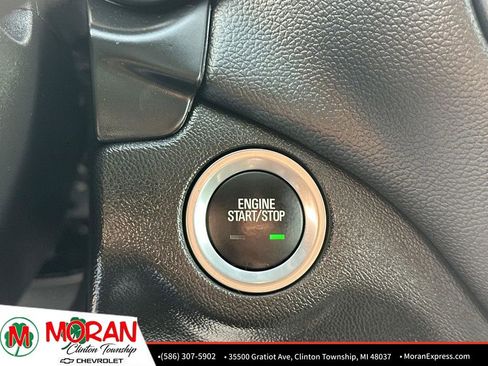 Used 2024 Chevrolet Equinox LT image 17