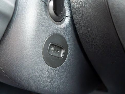 Used 2017 Volkswagen Jetta GLI FWD image 37