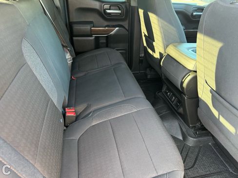 Used 2020 Chevrolet Silverado 1500 RST w/ RST Value Package image 13