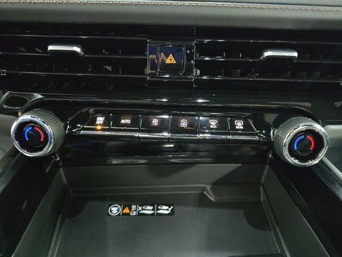 New 2026 Chevrolet Tahoe High Country AWD/4WD image 23