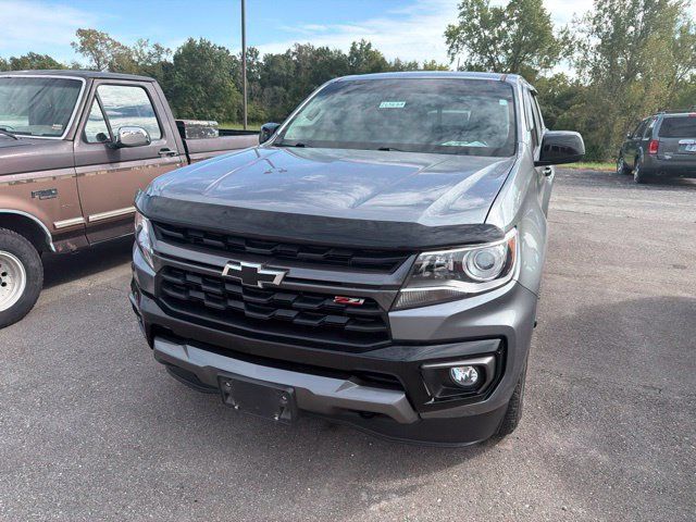 Used 2021 Chevrolet Colorado Z71 w/ Safety Package AWD/4WD image 4