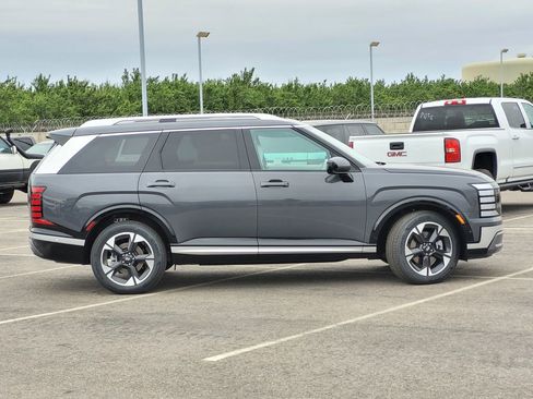 New 2026 Hyundai Palisade Limited AWD/4WD image 3