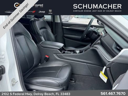 Certified 2023 Jeep Grand Cherokee Limited AWD/4WD image 21
